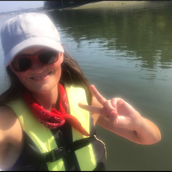 Hi I’m Kelley 🦀 - Picture 10 of 13